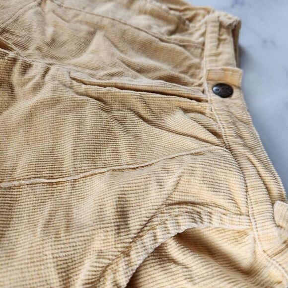 My brother john kids unisex pastel yellow corduroy ribbed shorts sz 5 vintage st - Picture 2 of 7